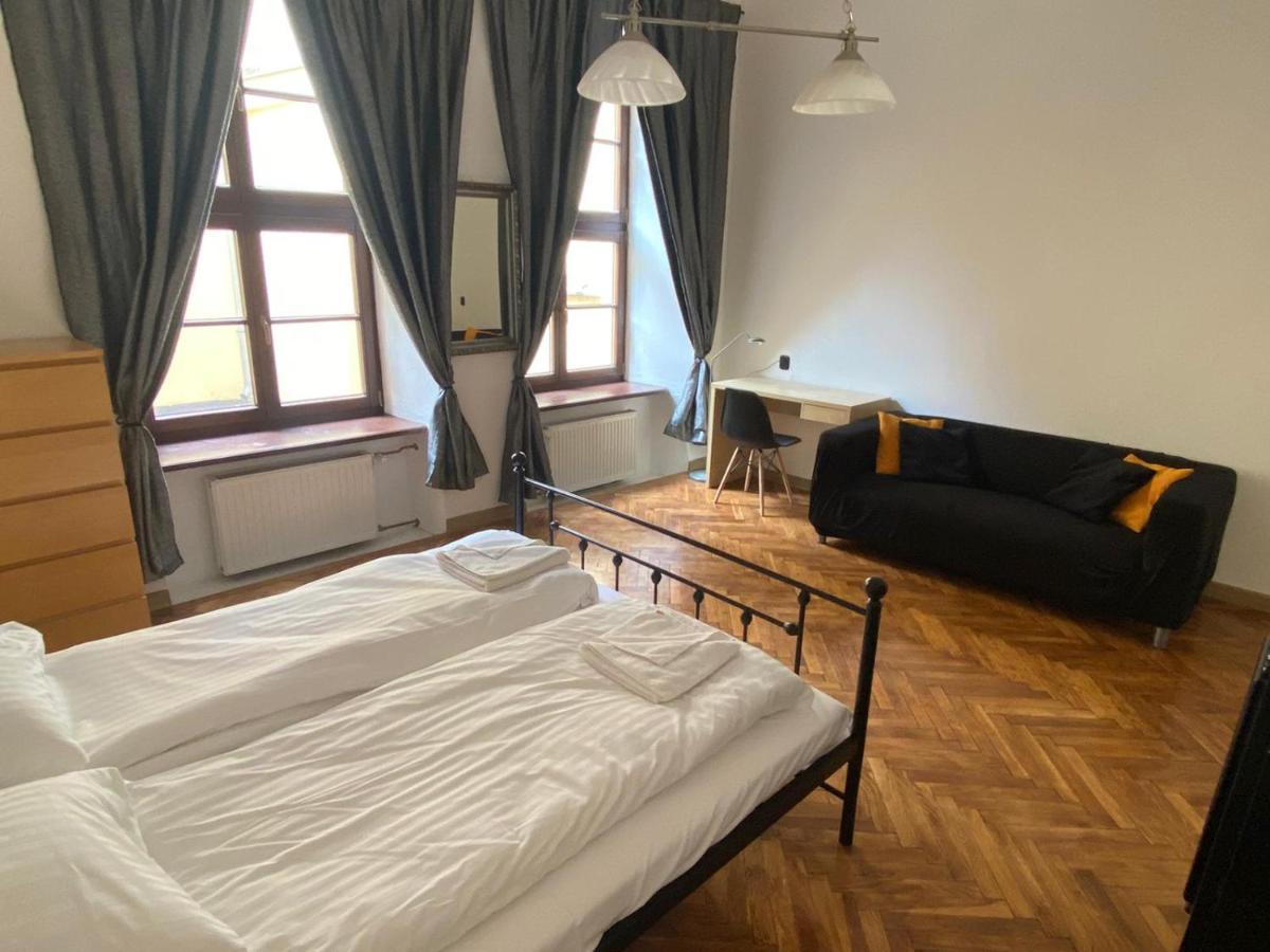 Main Square 18 King Apartament Cracóvia Exterior foto